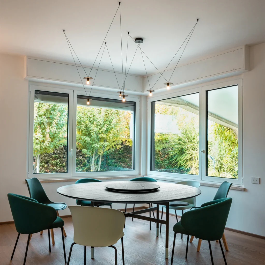 D02 6-Light Chandelier – image 6