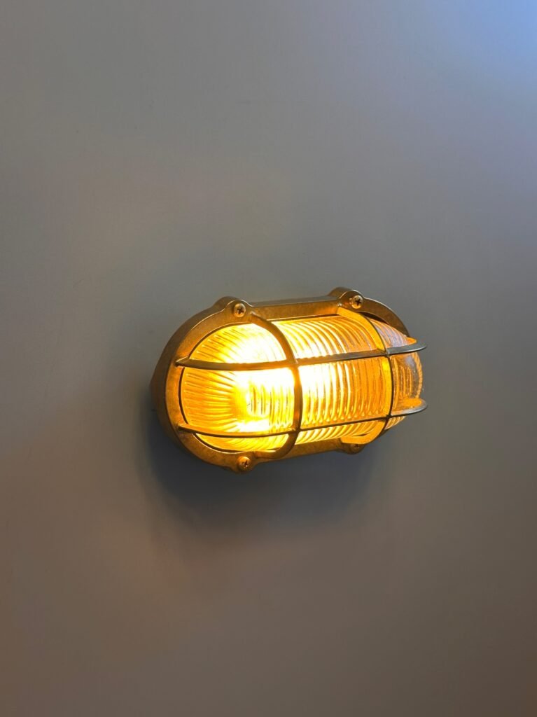 KOPER Brass Wall Sconce – image 2