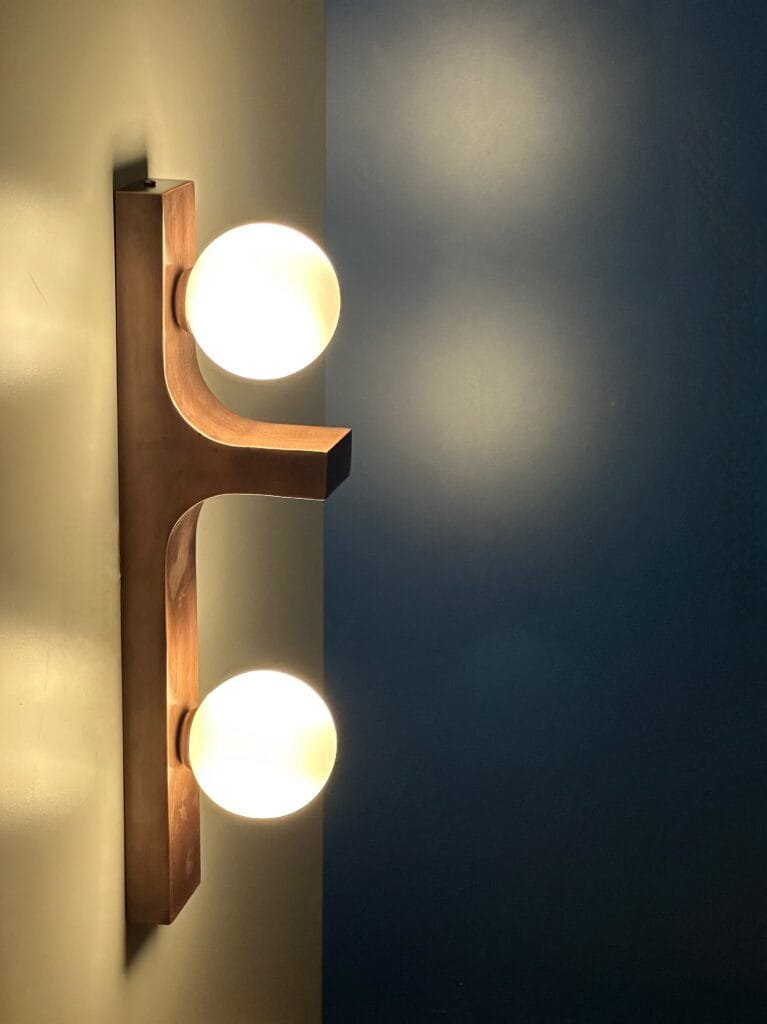 Macrom Brass Wall Sconce – image 2