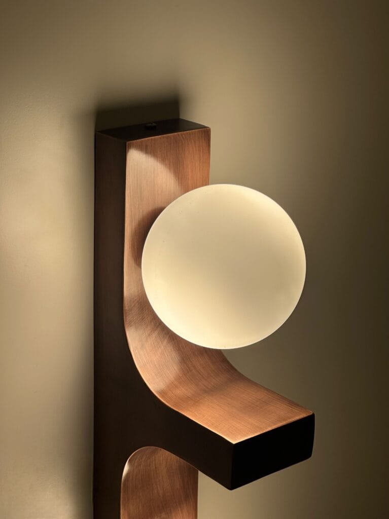 Macrom Brass Wall Sconce – image 5