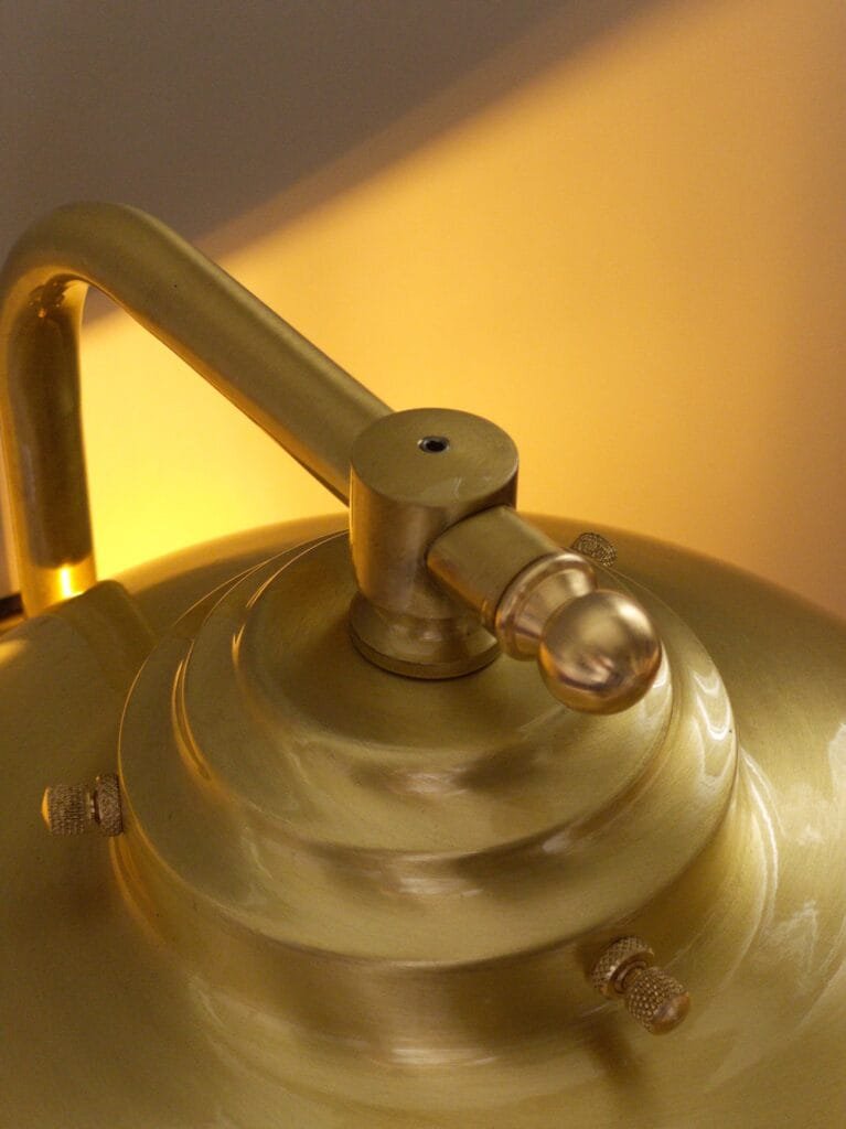 Lattin Brass Wall Sconce – image 4