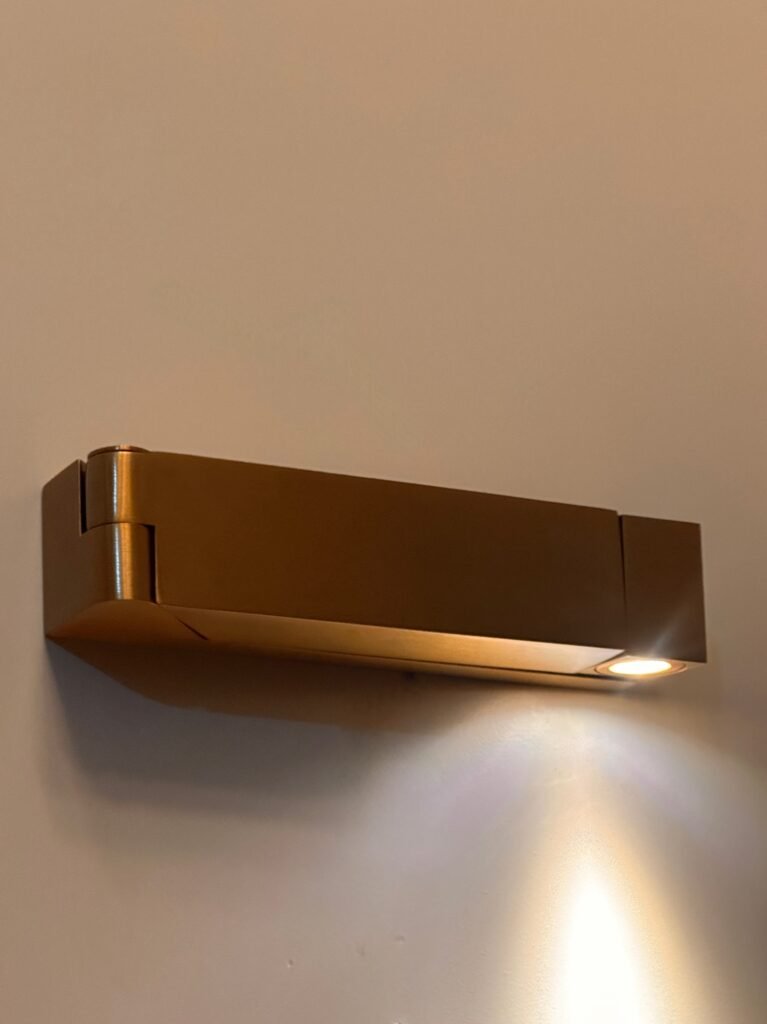 Kahla Wall Sconce – image 7