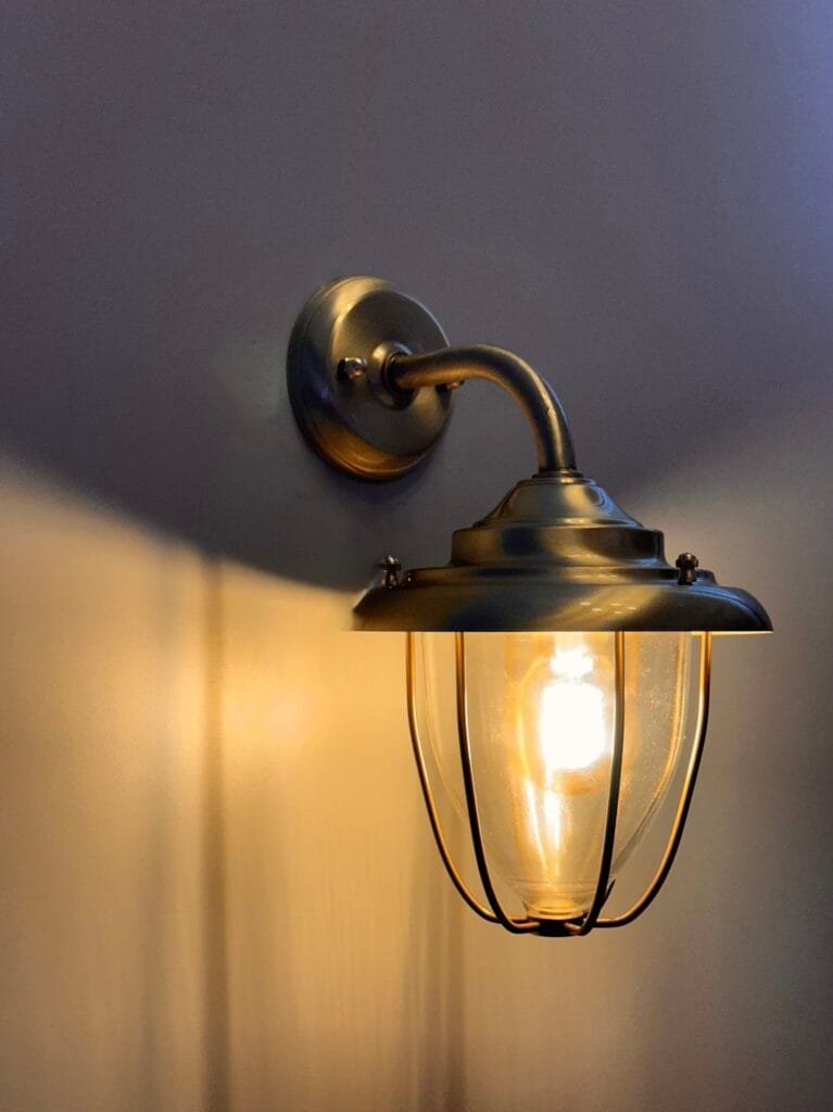 Luvia Outdoor Sconce – image 4