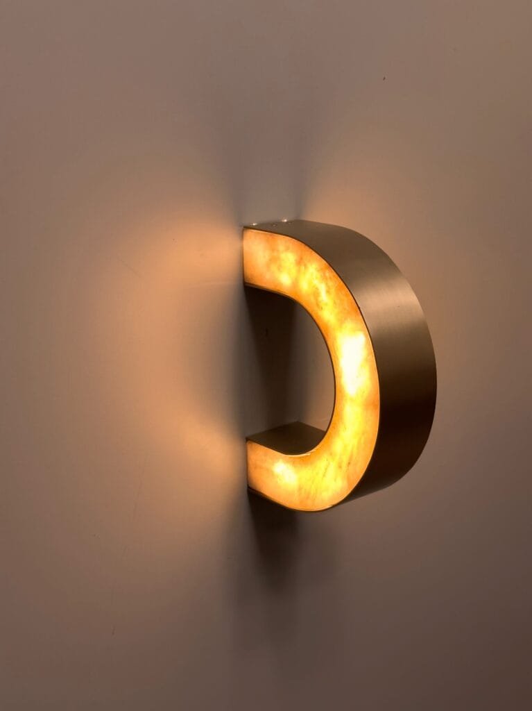 Lunaro Marble Sconce – image 8