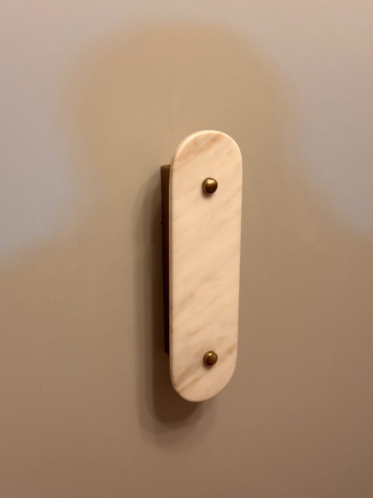 Mosta Marble Sconce – image 3