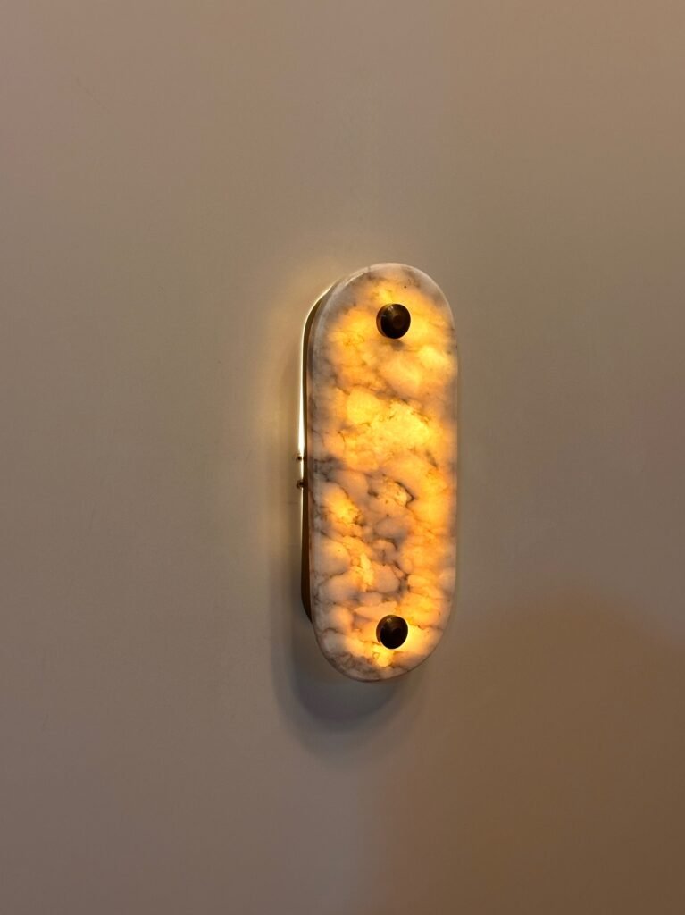 Xlendi Marble Sconce – image 2