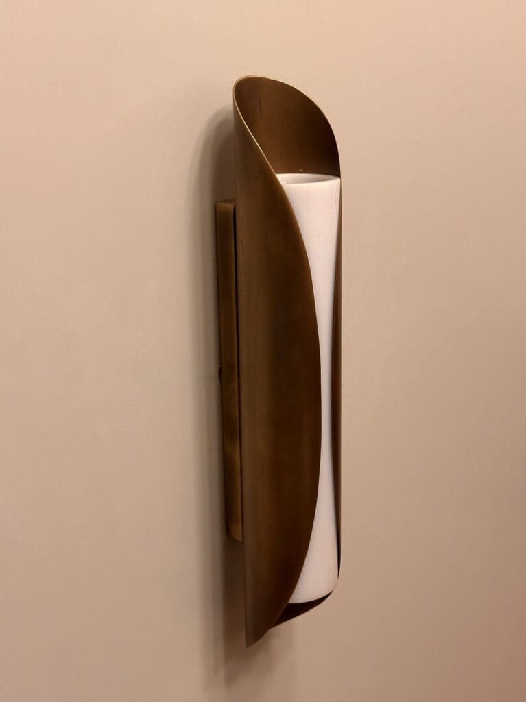Sisak Wall Sconce – image 7