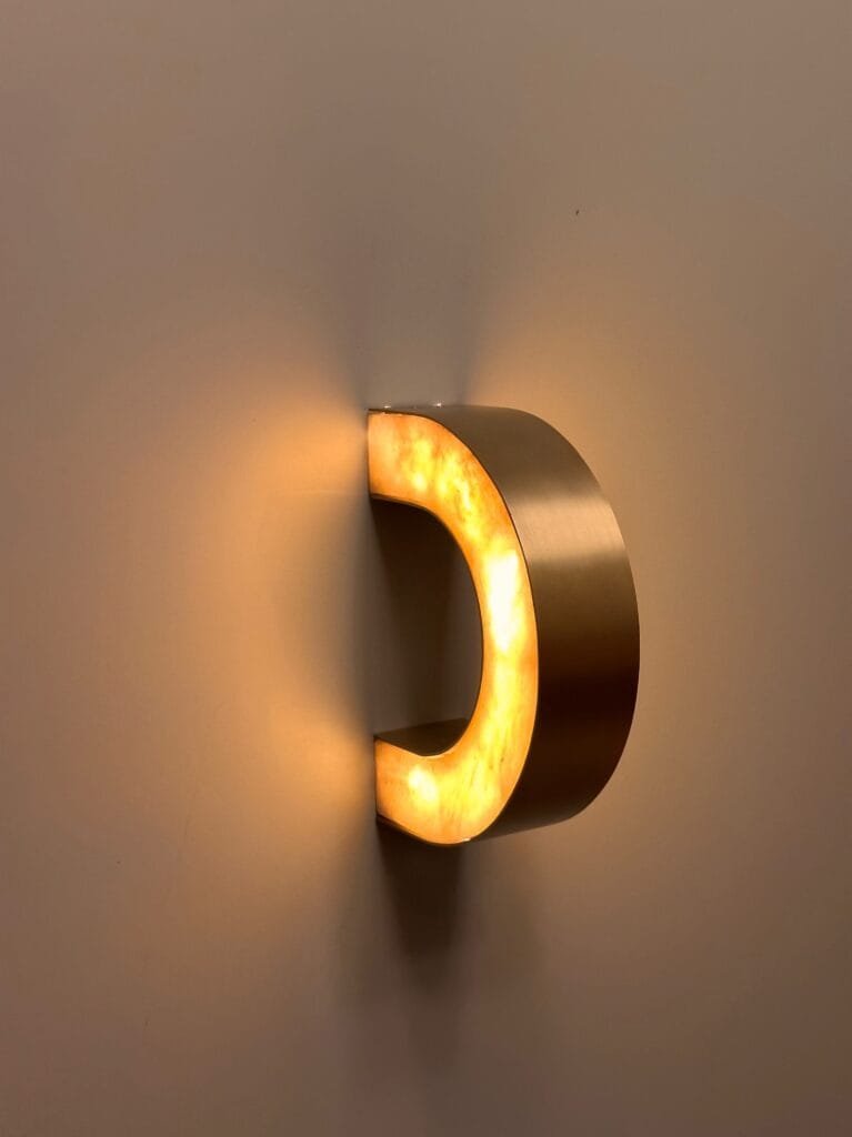 Lunaro Marble Sconce – image 9