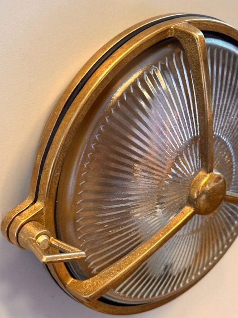 Pasaco Outdoor Sconce – image 2