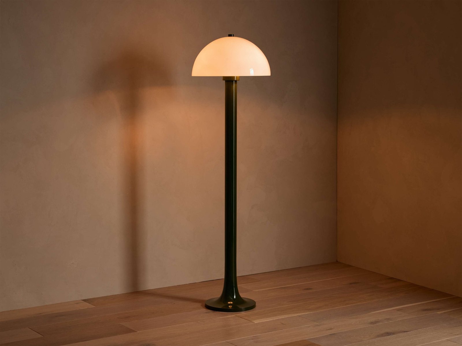 Banyalbufar Opal Dome Head Floor Lamp