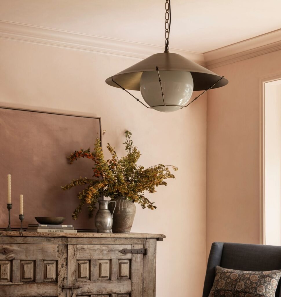 Martil Wide Iron Head Glass Pendant – image 2