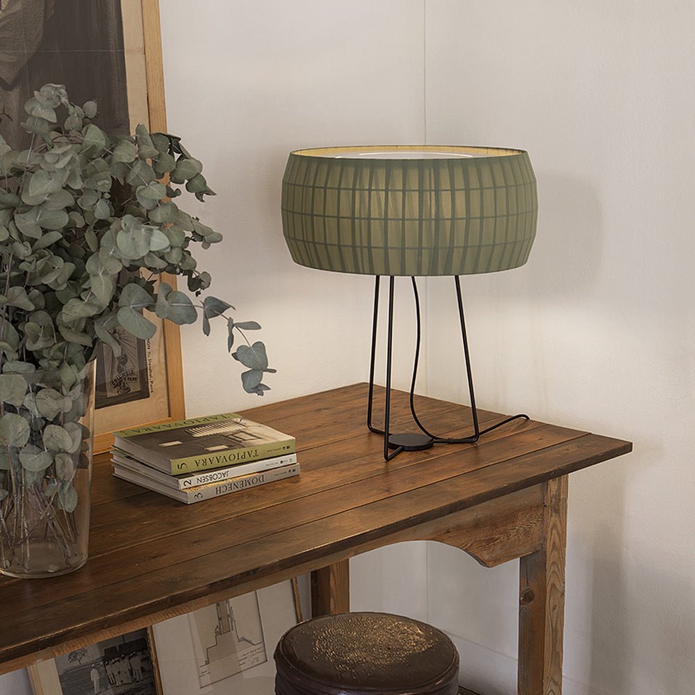 Polace Black Metal Body Ribbon Shade Table Lamp