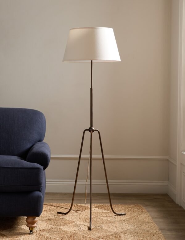 Padria Tripod Lambader