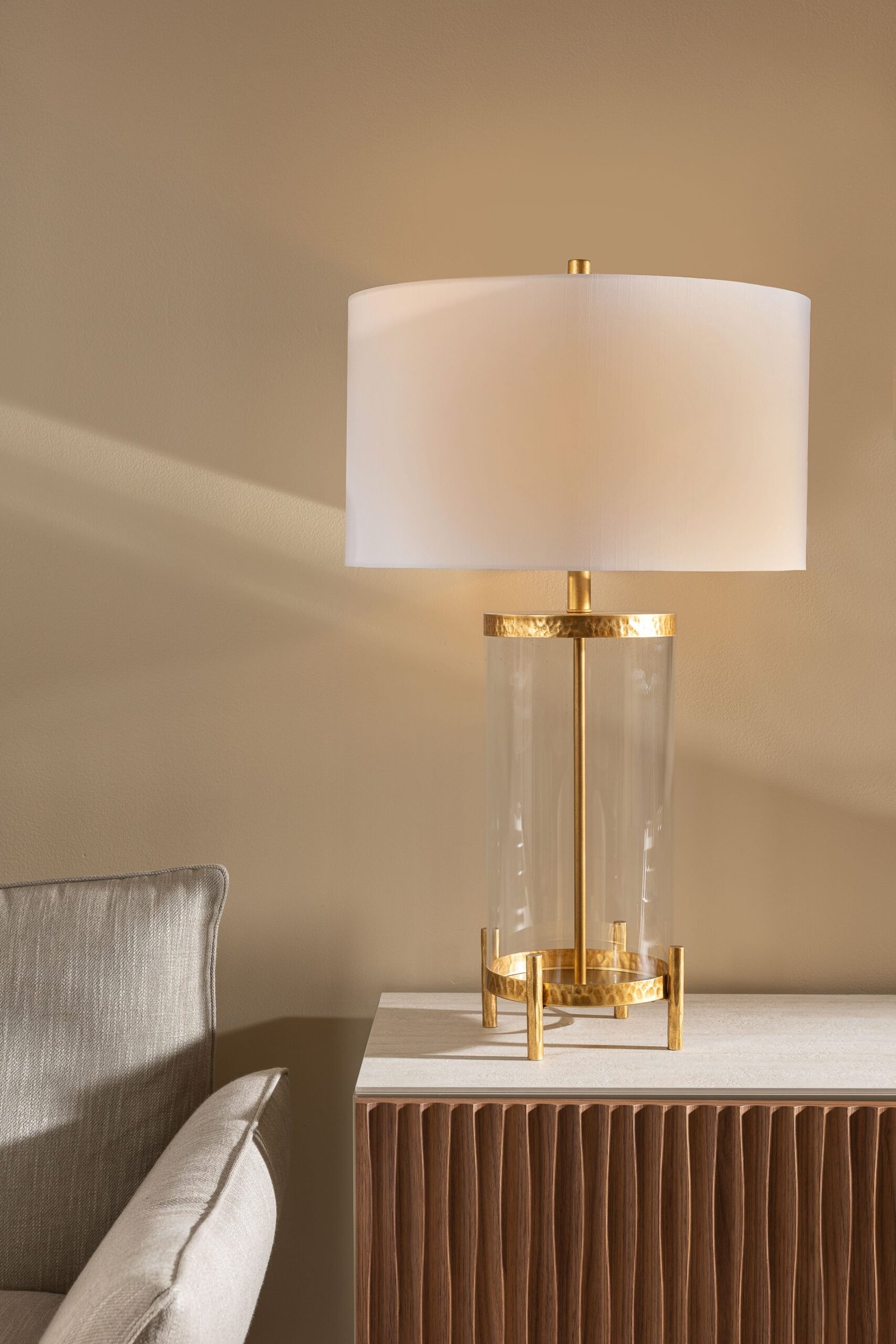 Omis Clear Glass Cylinder Body Table Lamp – image 2