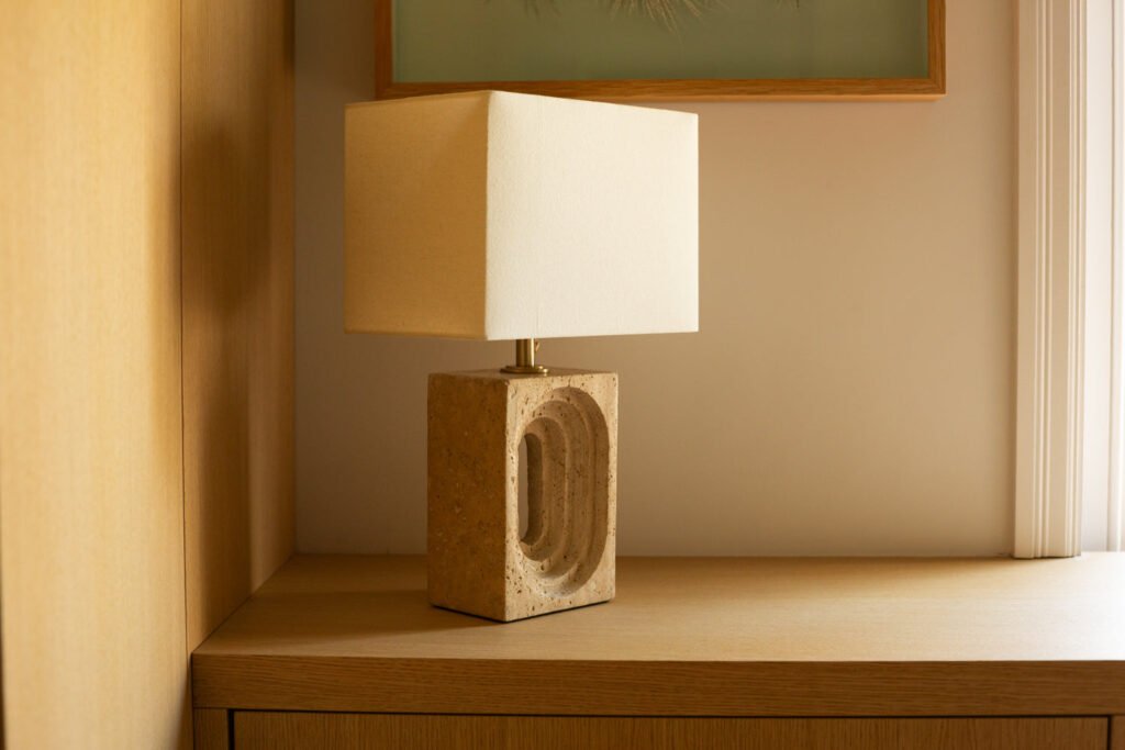 Kastanitsa Rectangular Travertine Table Lamp – image 2