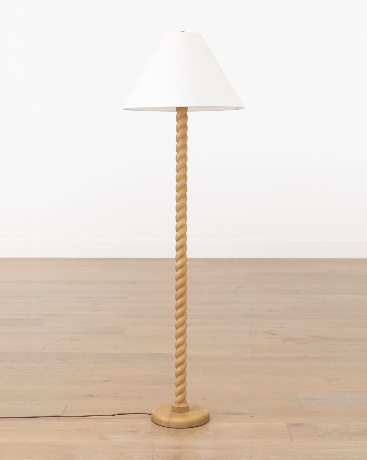 Pozzolengo Twisted Oak Floor Lamp