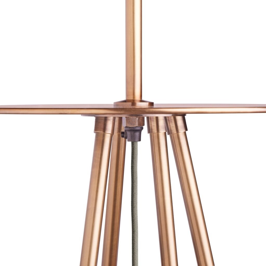 Cordignano Tepsili Üç Ayaklı Lambader – image 4