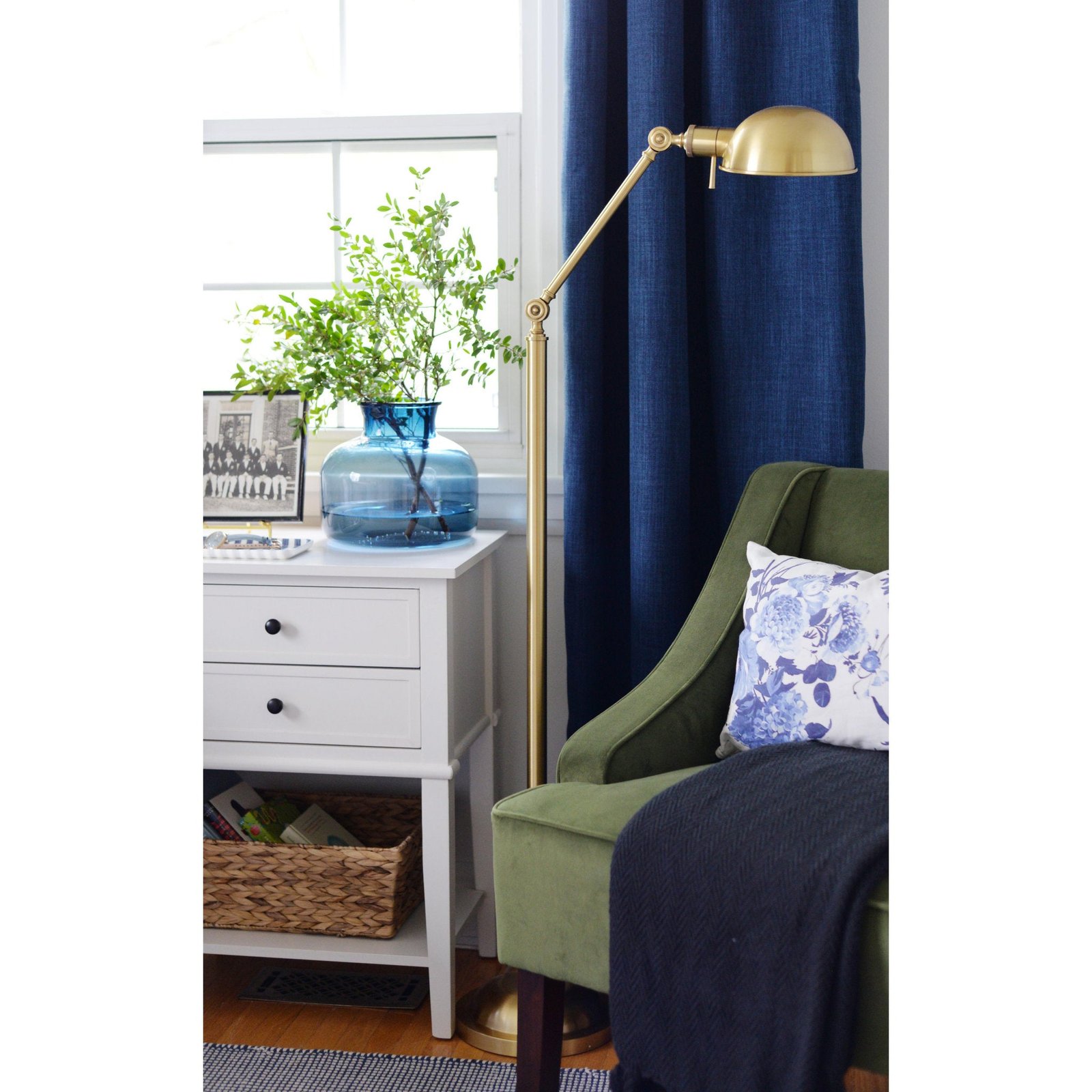 Karya Vintage Brass Reading Floor Lamp – image 4