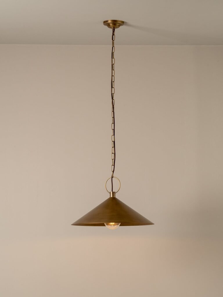 Saracinesco Eskitme Pirinç Konik Sarkıt – image 3
