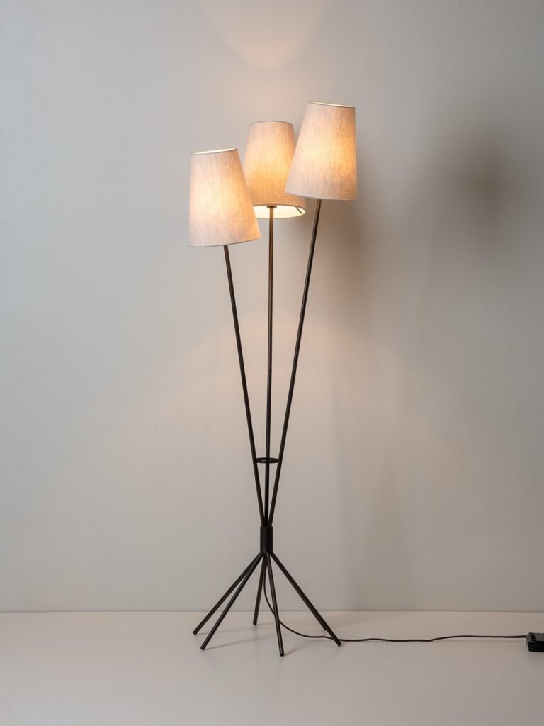 Teggiano Üç Işıklı Lambader – image 2