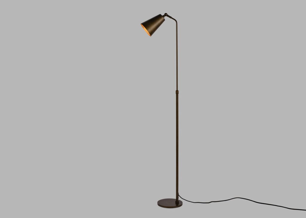 Castelmassa Konik Başlıklı Bronz Okuma Lambaderi – image 4