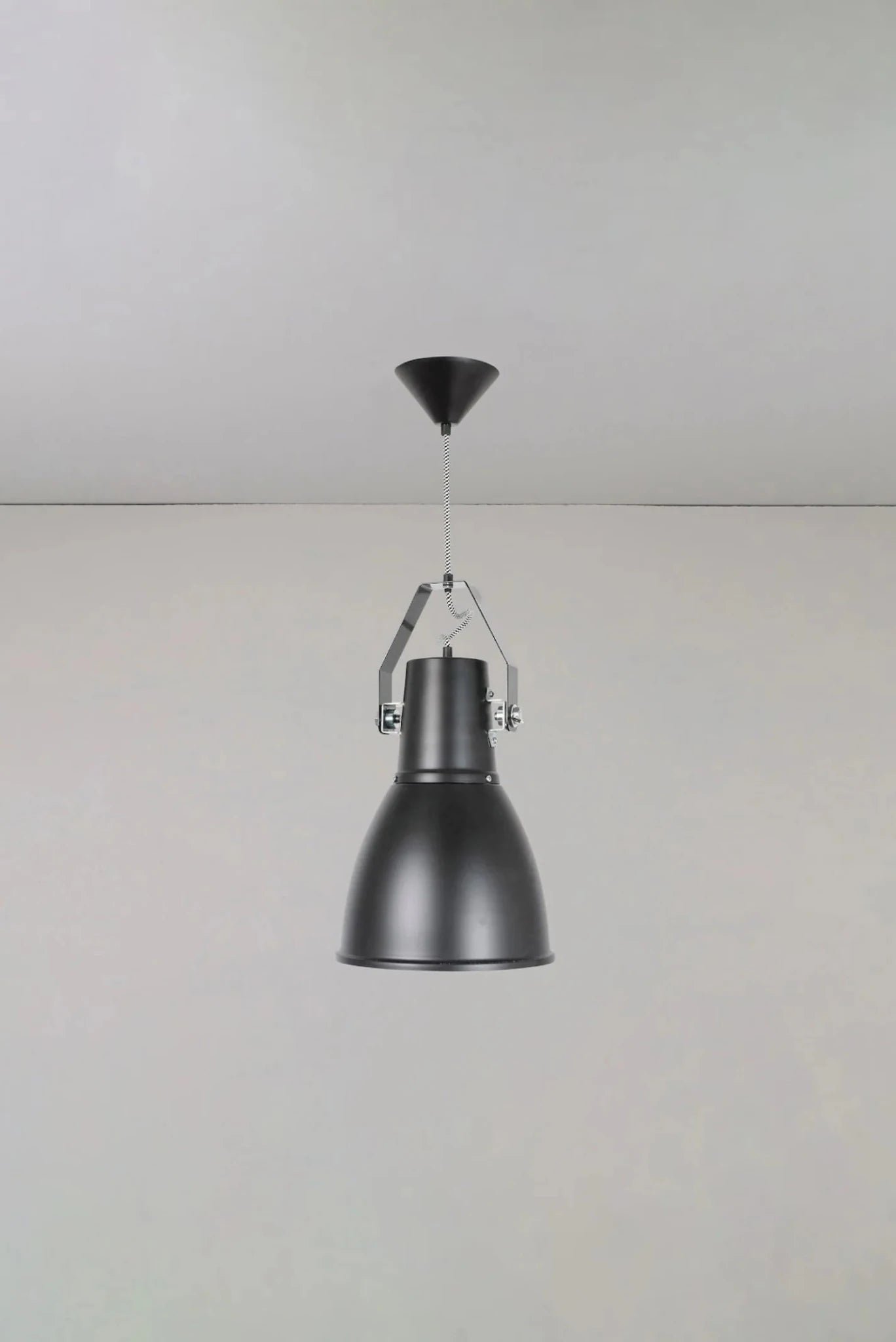 Caprarola Metal Sarkıt Avize