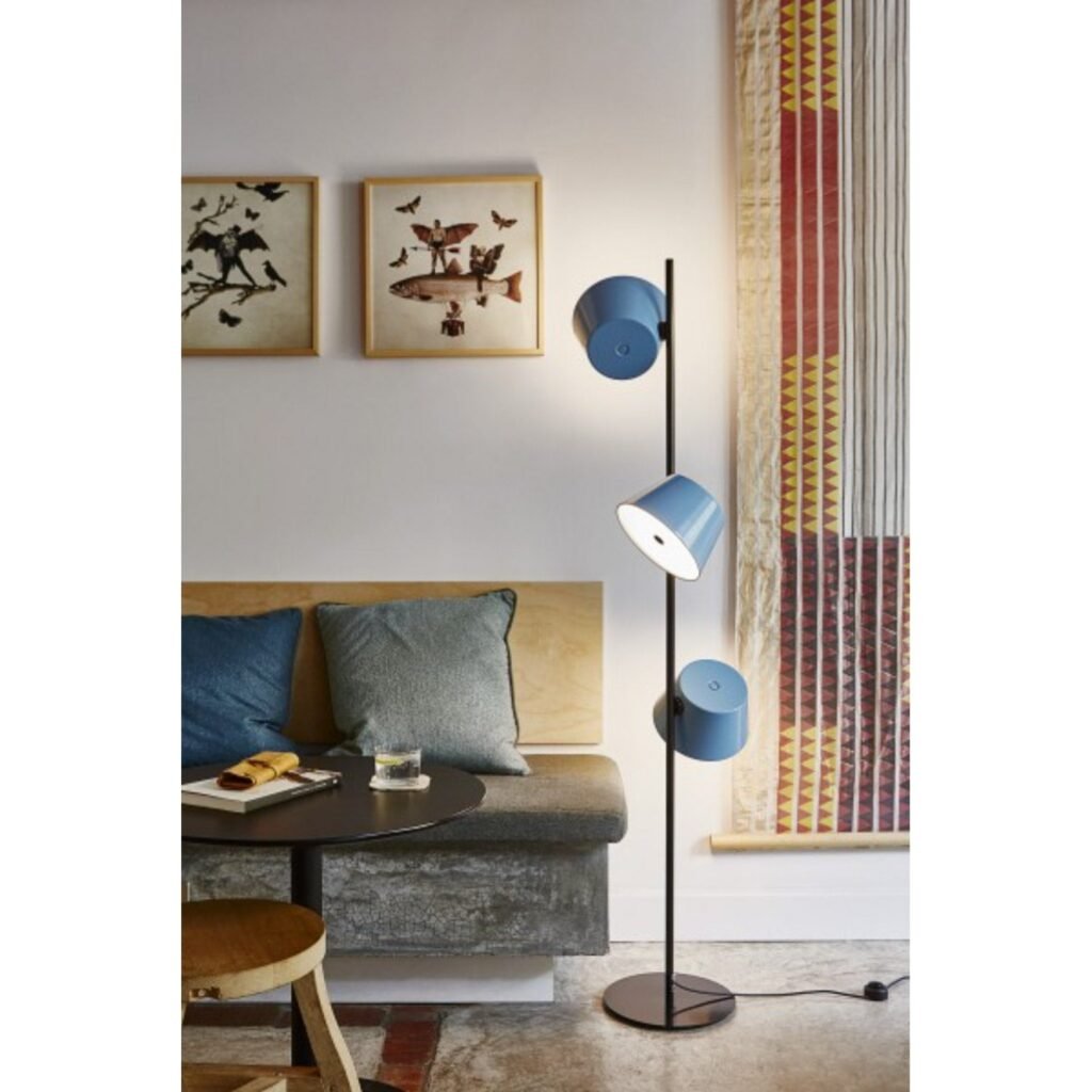 Andria Lambader – image 3